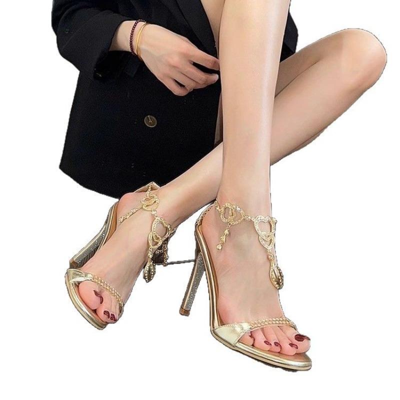 Fashion Fashion Womens Sandals 2025 Summer New Gold Chain Pendant Rhinestone High Heels Womens Sexy Open-Toed Pointed Stiletto Sandals