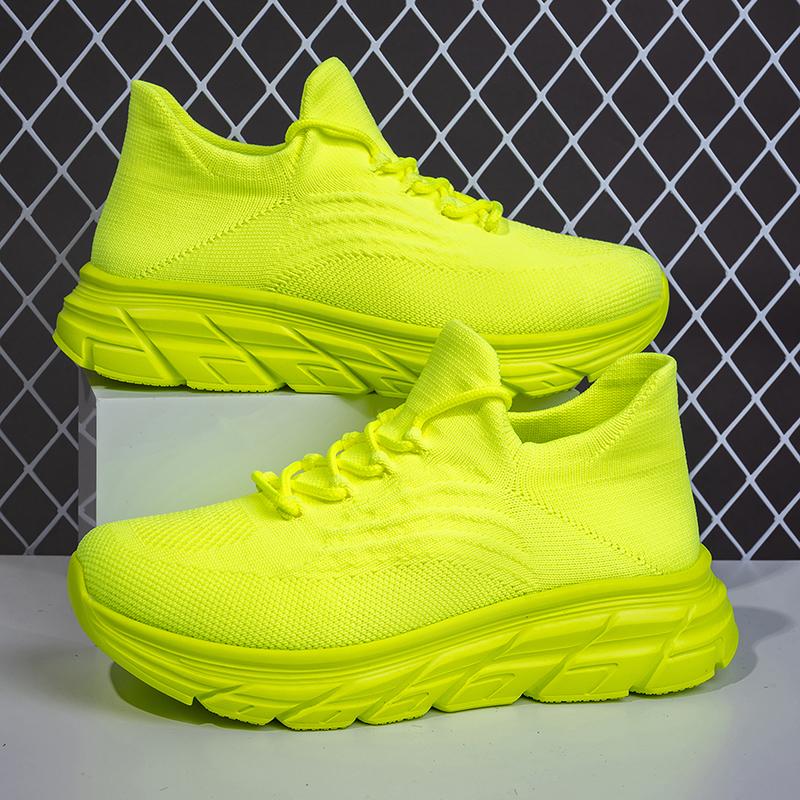 Red Sneakers for Women 2025 New Fashion Stretch Sneakers Large Thick Bottom Tenis Masculino Couple Training Vulcanized Shoes