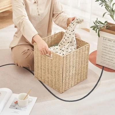 Quadratischer geflochtener Korb aus Kunst rattan Handgeflochtene Aufbewahrungsbox für Kleinkram Einfache faltbare Aufbewahrungsbox Zuhause