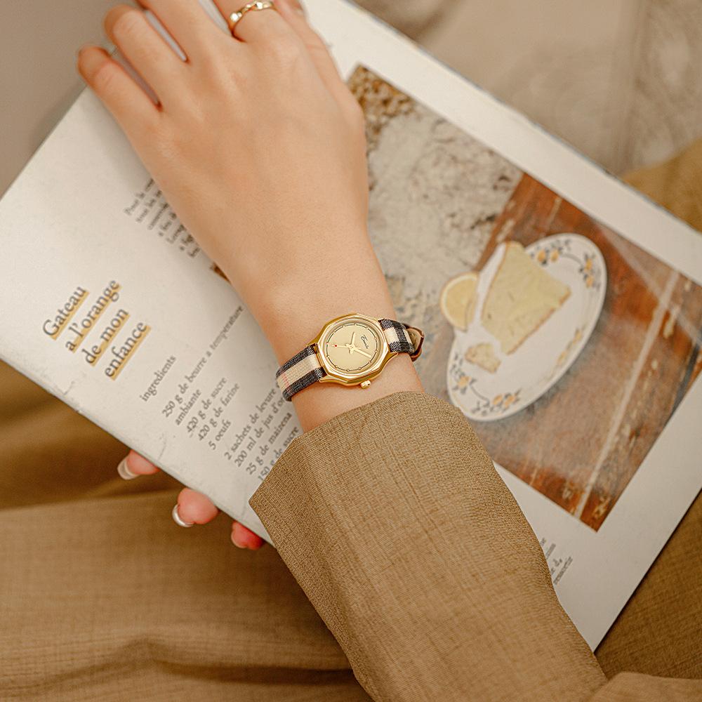 Neue Uhr Damen Einfache Retro Student Ins Style Nischendesign Damenuhr