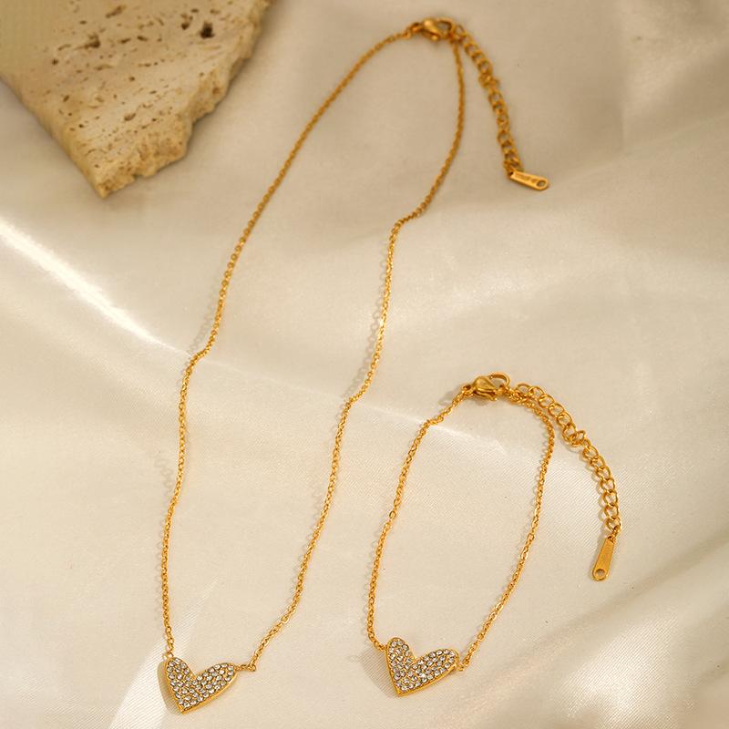 Elegant Micro Pave Zirconia Collarbone Necklace Bracelet Set Heart Pendant Jewelry For Women Gift