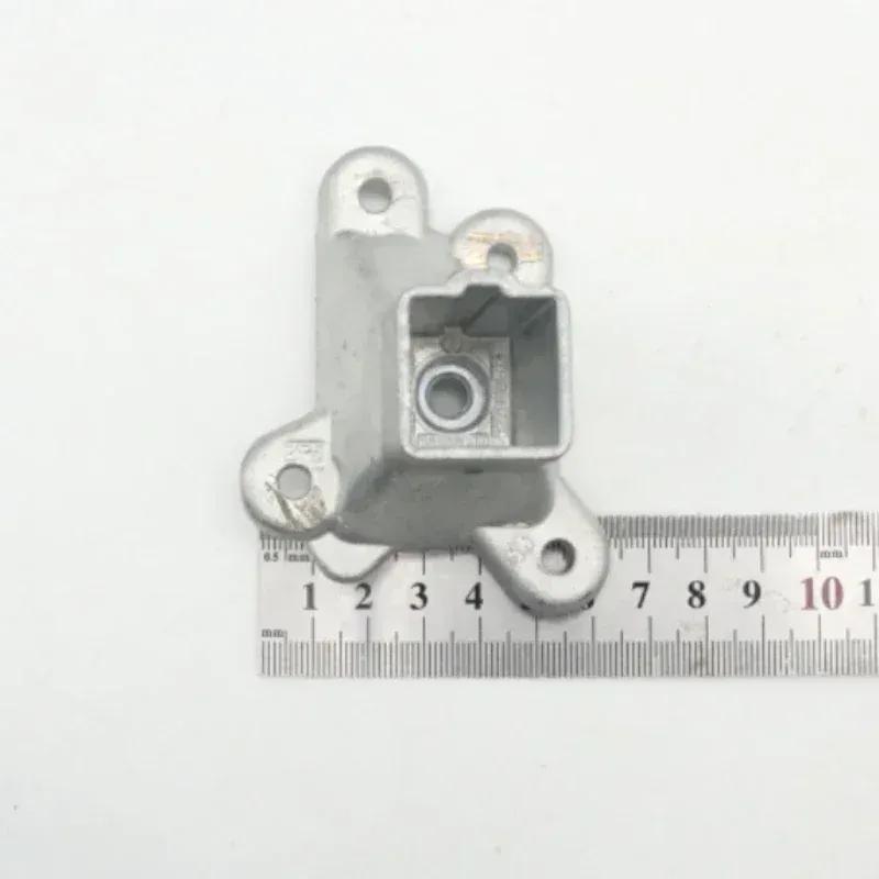 For Mercedes-Benz V-Class W447 Vito V250 V260 2014- Metris 2016- Car Front Seat Armrest Bracket Screw