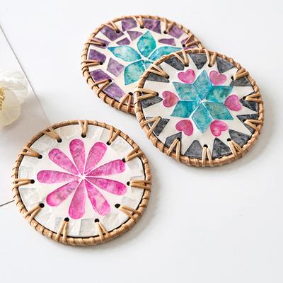 Scoici Colorate Coaster Rotund din Ratan Pad Protector pentru Masă de Dining Rezistent la Căldură Suport pentru Ceașcă Cafea Ceai Băutură Cană Suport de Masă Bucătărie