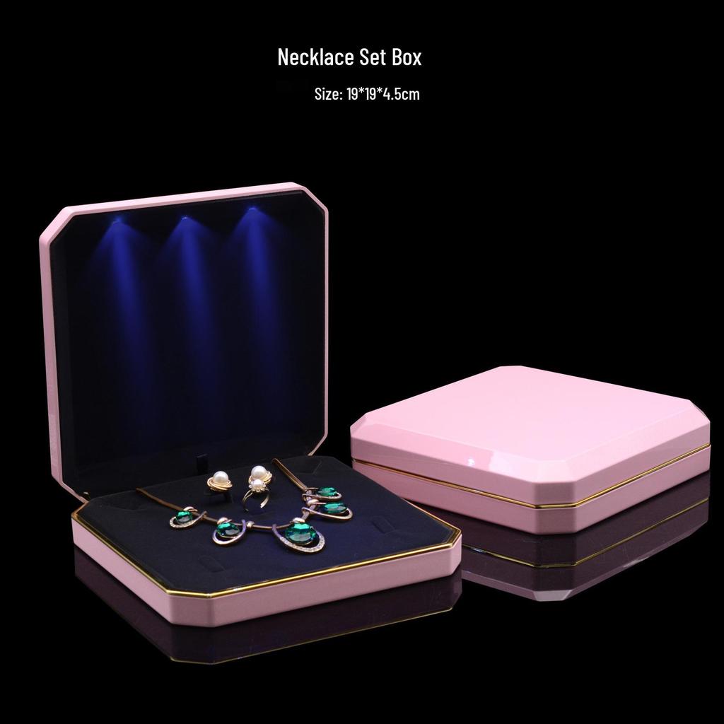 Gold LED Jewelry Set: Necklace & Pearl Three-Piece in Champagne Box