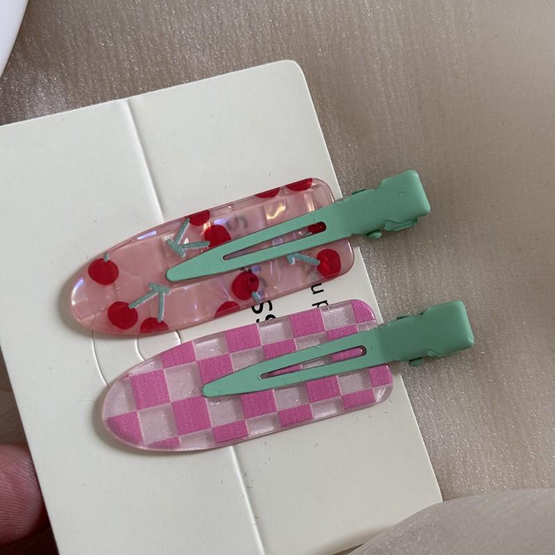 Set of 2 Cute Floral and Polka Dot Duckbill Hair Clips