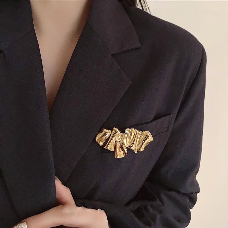 Stainless Steel Irregular Brooches for Women Unisex Glossy Geometric Waterproof Pins Banquet Party Gifts Jewelry Accessories