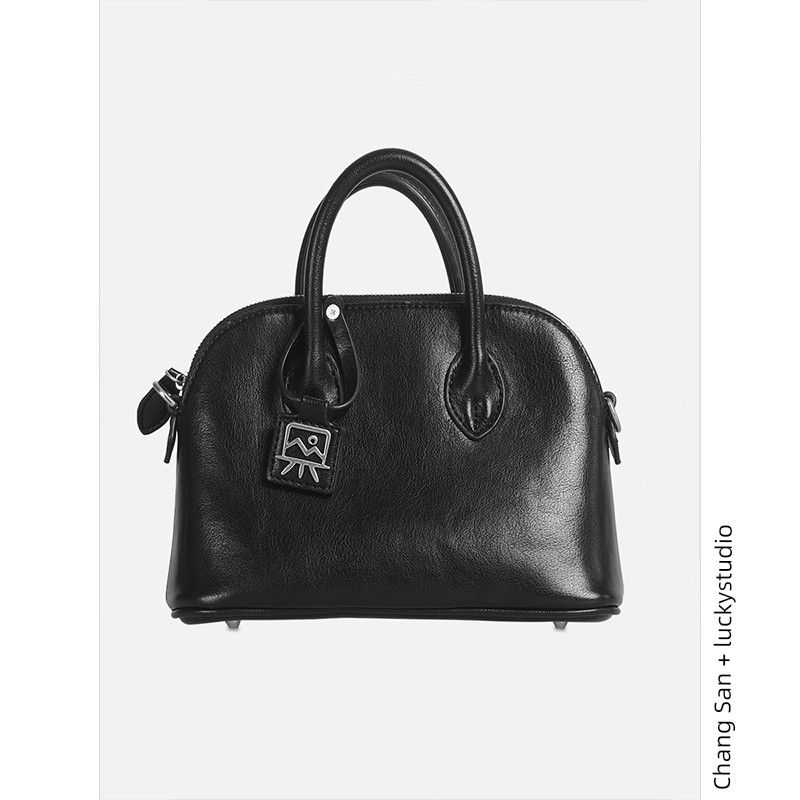 

Оригинальная нишевая изысканная сумочка Kikawa Card Black