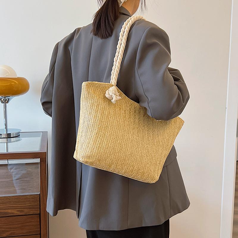 ახალი ზაფხულის ჩალისფერი არდადეგების სტილის მოდური დიდი ტევადობის, ერთმხრიანი, ფეხსაცმლისთვის განკუთვნილი, ფრანგული ჩანთა