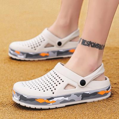Men's Summer Casual Hole Shoes Non Slip Lightweight Breathable Two Wearing Men's Sandals Fashion Comfort Beach Shoes Slippers