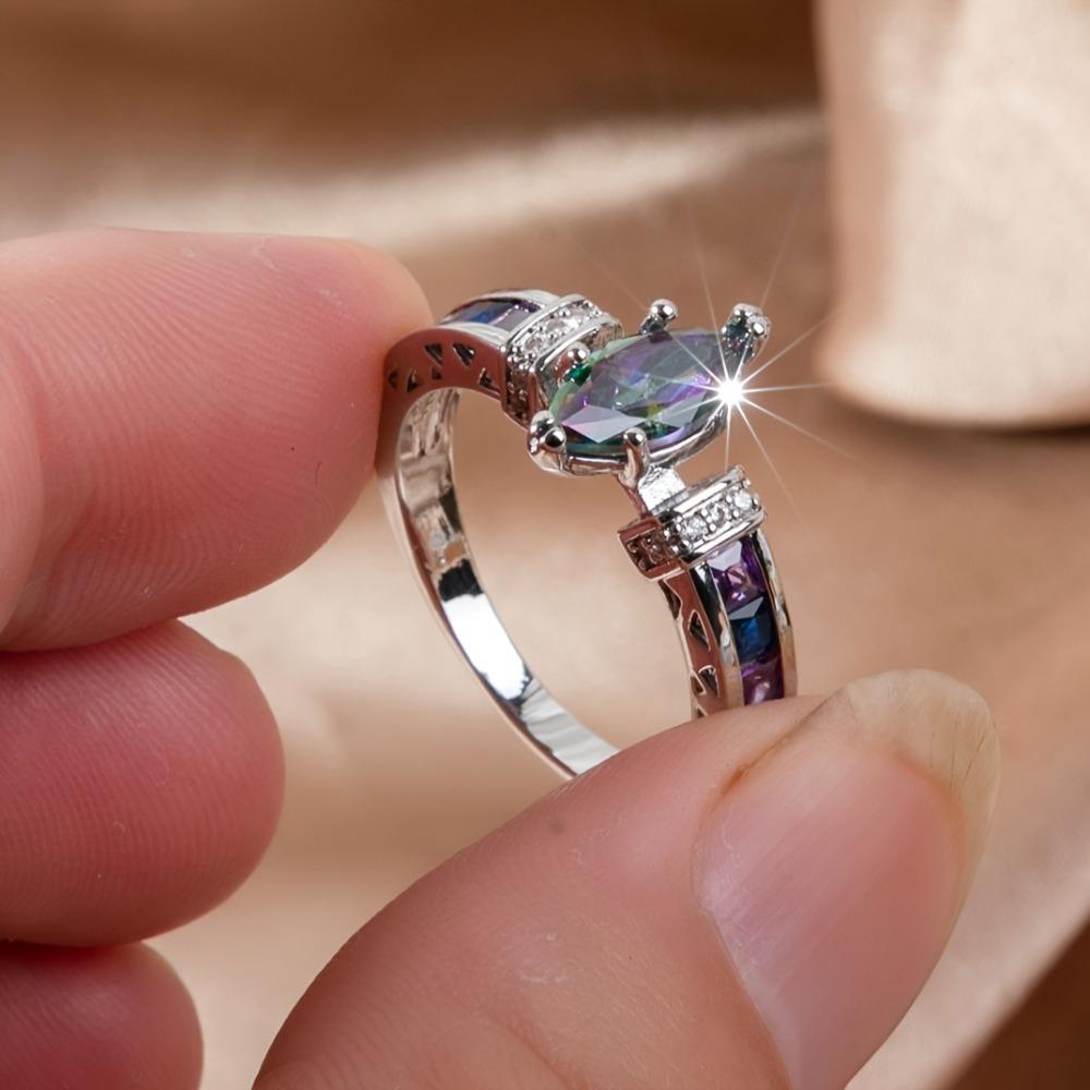 European and American Fashion Trend Exquisite Rainbow Oval Zircon Ring for Women, Suitable for Gift Giving, Daily Wear