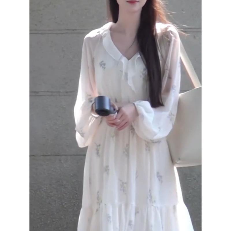 French Platycodon V-neck floral dress women's spring large size fat mm vacation style temperament fairy waist long dress new