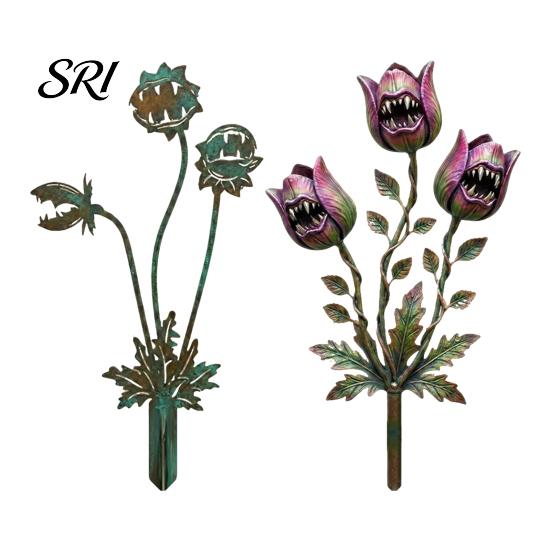 Whimsical Garden Stake Carnivorous Plant Decoration Rusty 2D Flat Flytrap Sculpture for Yard Art Lawn Flower Bed Planter Unique