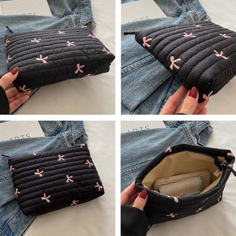 Fashionable Bow Embroidery Storage Bag with Large Capacity Fresh Makeup Bag Portable Handbag Suitable for Women To Organize
