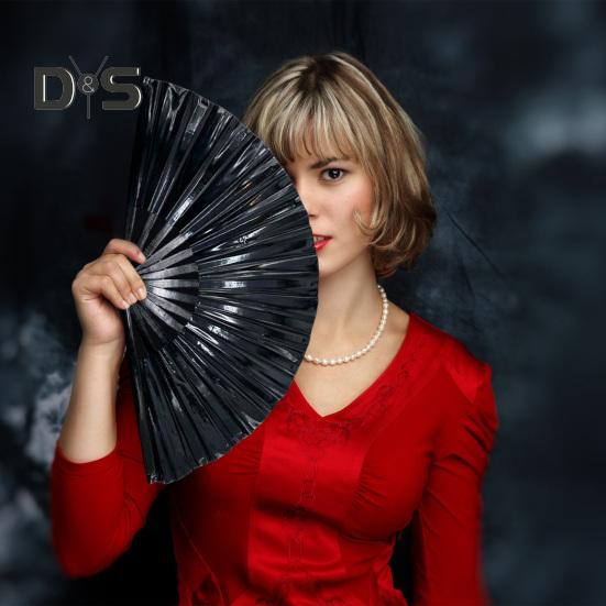 Bunter Kung-Fu-Fächer, holografischer, faltbarer PVC-Fächer, ergonomischer Griff, sanftes Öffnen und Schließen, Performance-Fächer, Volkshandwerks-Fächer