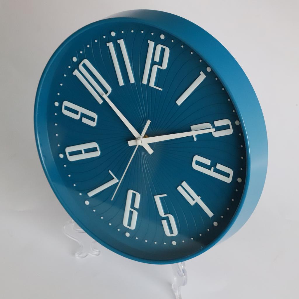 12 Zoll 30CM Leise Wanduhr, Kreativ und Modisch, Dreidimensionale Digitale Minimalistische Uhr für Zuhause Wohnzimmer