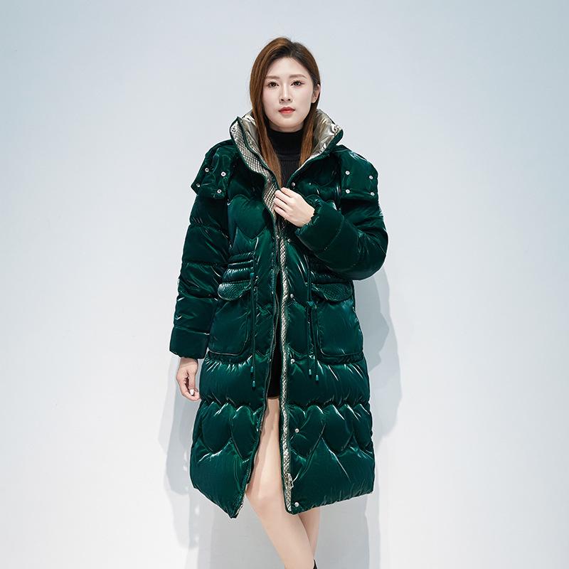 

Зима 2025 новая одноразовая пуховая хлопковая куртка женская средней длины свободная выше колена с утолщенной талией блестящая хлопковая куртка XXXXL темно-зеленого