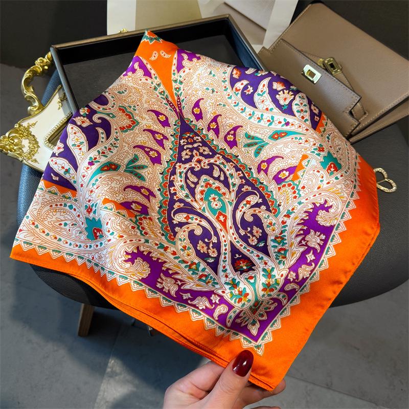 

Винтажный шарф-бандана с принтом пейсли, роскошный мягкий атласный стильный универсальный шейный платок для женщин, повязки для волос, платок на голову 70X70cm