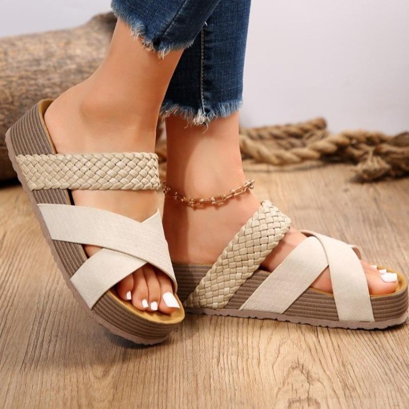 Large Size Casual Sandals Women's New Flat-bottomed Thick-soled Cross-woven Solid-color Sandals