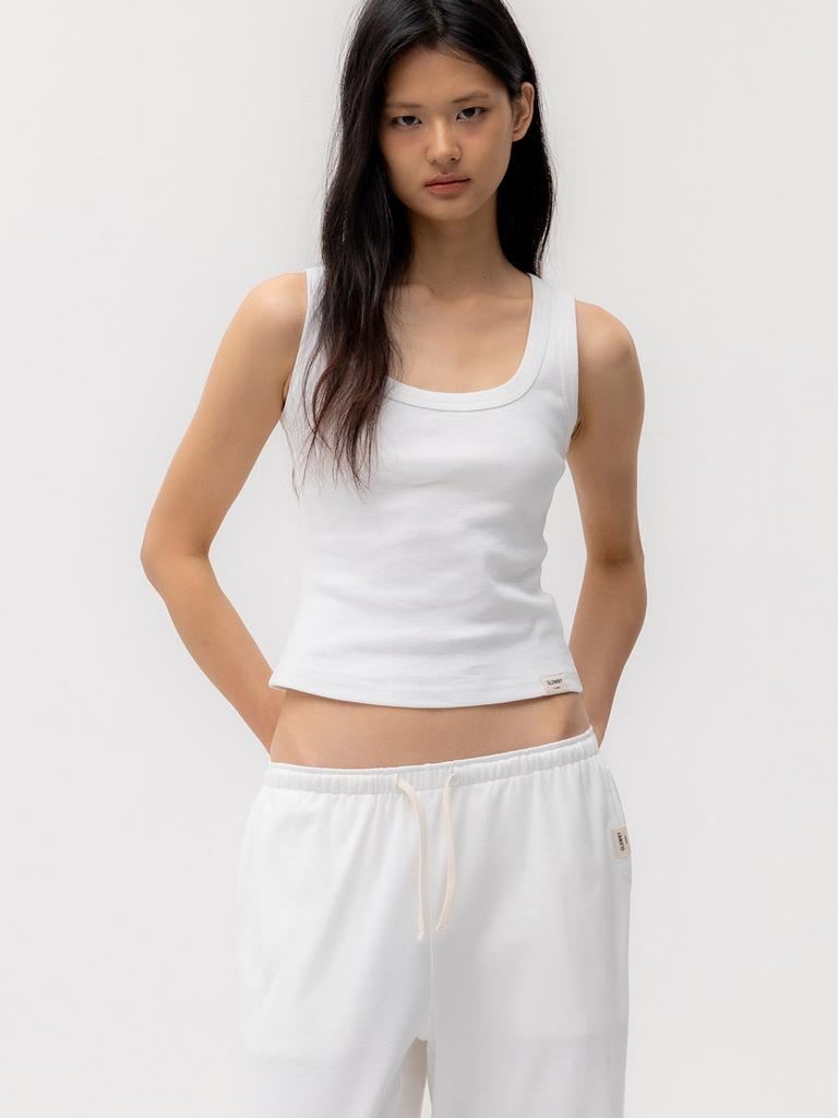 GLOWNY G Classic Scoop Neck Sleeveless (White)