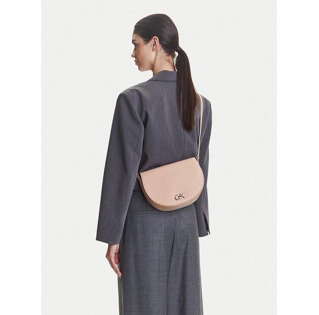 Сумка Calvin Klein Ck Hw Crossbody Saddle Bag