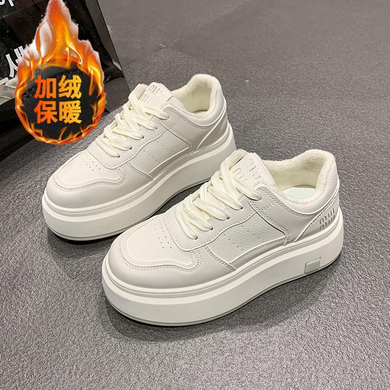 

Белые туфли на платформе из бархата Niche, женские, осень-зима 2024 года, универсальная спортивная обувь, небольшие повседневные туфли для сноуборда 40