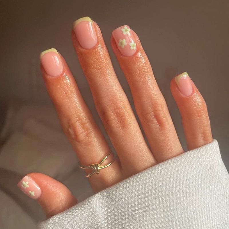 

Wearable nail piece Yellow French white flower nail piece Finished nail piece Wearable nail piece