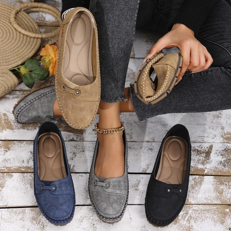Women's Round Toe Loafers Large Size Retro Comfortable Soft Sole Flats Lightweight Breathable Daily Outdoor Slip On Casual Shoes