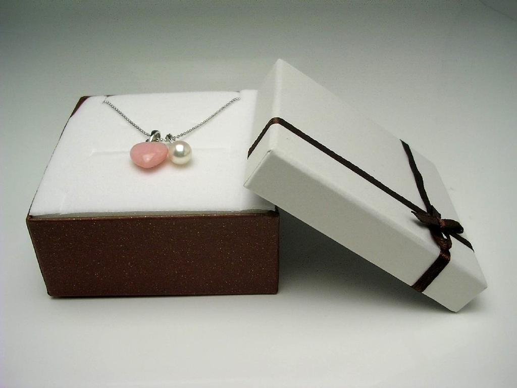 Isowa Pearl (Ise-Shima pearl specialty store) Freshwater pearl pendant 7.5-8 x 9-10mm White Silver Heart 62925