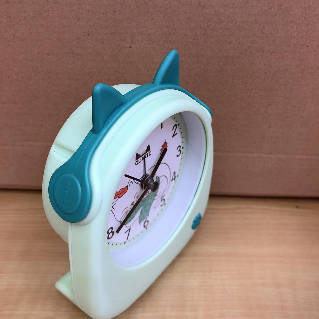 Modern Cartoon Cute Cat Animal Shape Small Watch Children's Study Clock
