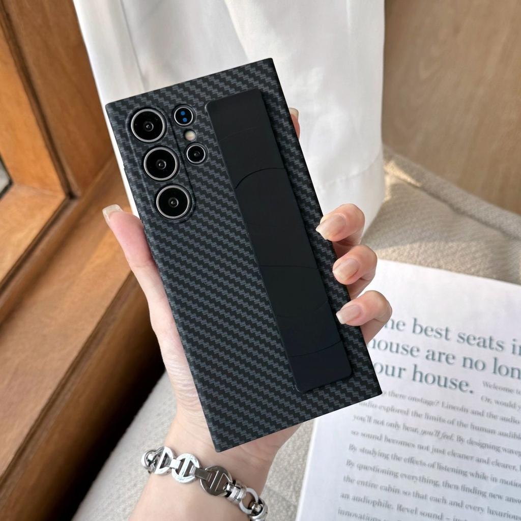 Luxury Carbon Fiber Elastic Silicone Wrist Strap Phone Case For Samsung S26 S25+ S24+ S23 Ultra Hard PC Matte Texture Back Cover