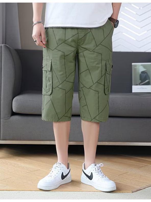 Men's Summer Striped Over-the-Knee Cargo Shorts with Multi-Pockets