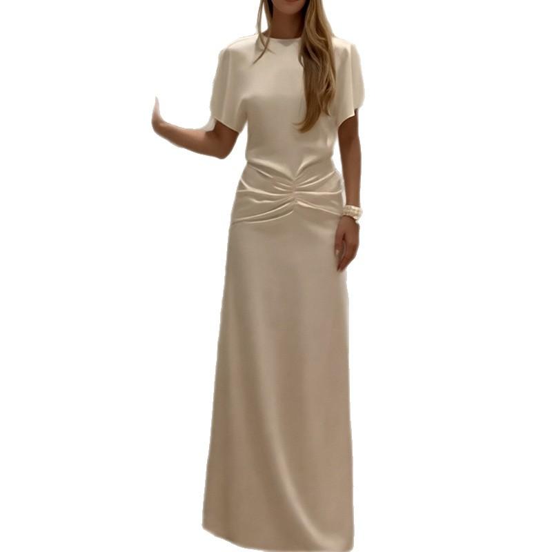 Women's spring new, European and American, temperament solid color pleated waist backless dress