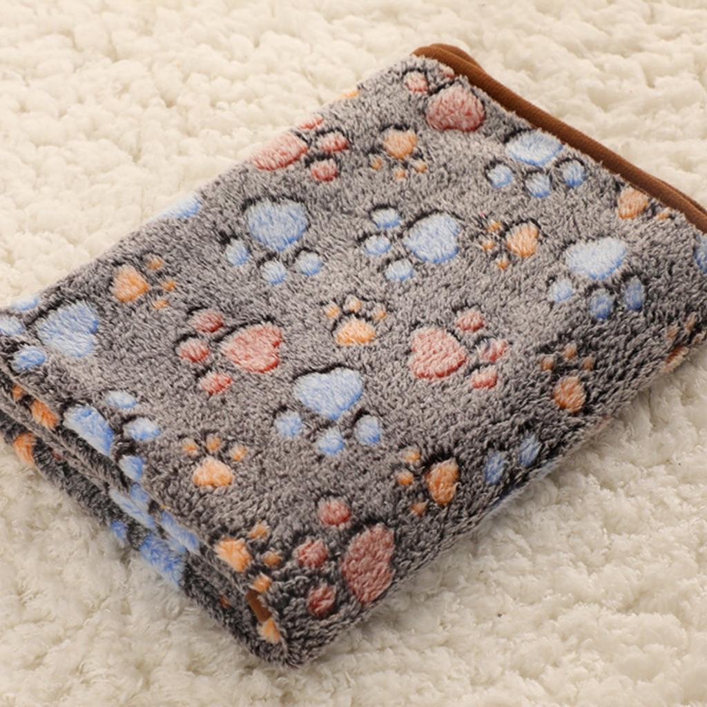 Cute Warm Pet Bed Dog Mat Cover for Sofa Towel Cat Doggie Blanket Fleece Soft Blanket for Small Medium Large Dogs Puppy Pads