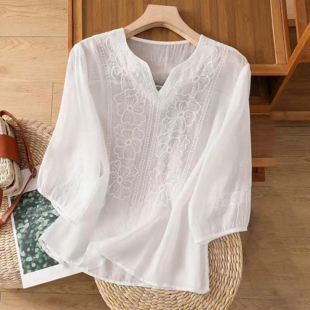 Fashion Women's Shirt Five-quarter Sleeve Spring And Summer Loose Top Embroidered Shirt