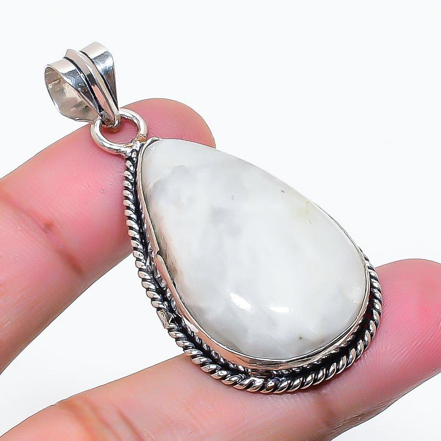 Natural Moonstone Gemstone Handmade 925 Sterling Silver Pendant 1.97 AP-15323