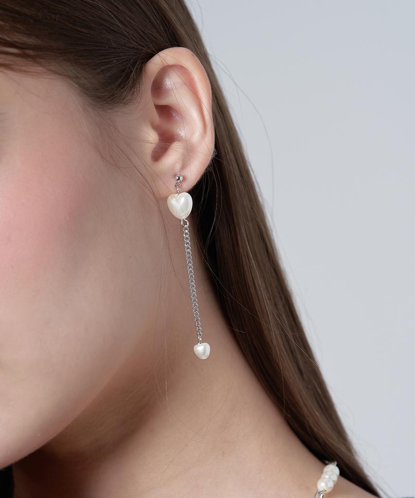 Hawha White Heart Drop Earring