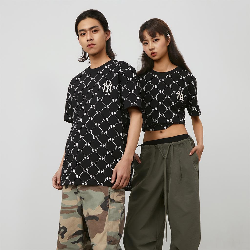 New MLB MONOGRAM Collection New York Yankees T Shirt Unisex Black 3ATSM0143-50BKS