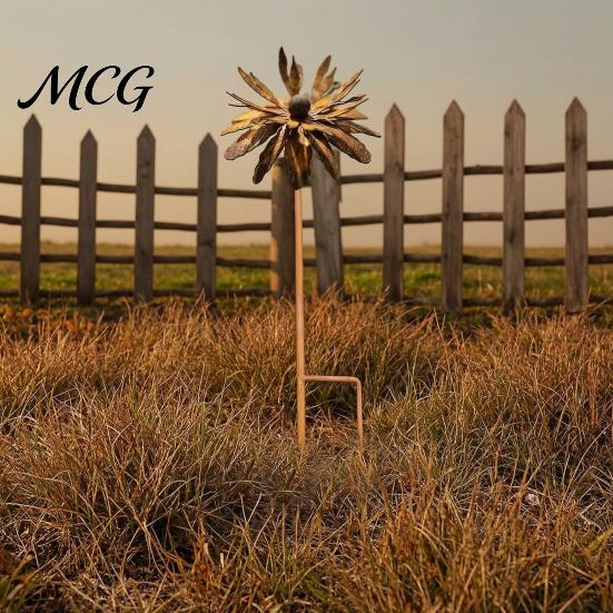 3D Popcorn Flower Decor Vintage Rusty Cornflower Ground Stake, 24 Inch Metal Artistic Wire Art Stake Decor, Rustic Garden Sculptures for Lawns