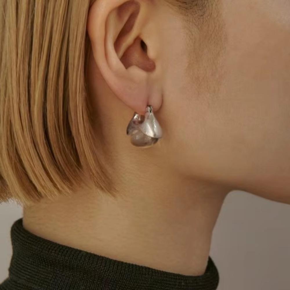 Transparent Geometric Pendant Retro Pendant Earrings, Elegant and Stylish, Versatile Jewelry Accessory Item for Daily Use.