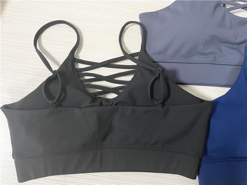 Women's Quick-Dry Hooded Yoga Set: Long Sleeve Top & Peach Butt Leggings