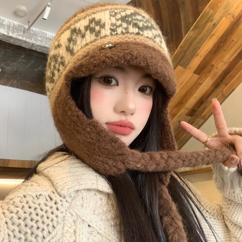 Knitted Strap Wool Hat Women's New Thickened Thermal Ear Protection Hat Shows a Small Face and Cold-proof Lei Feng Hat