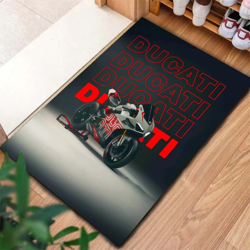 Kobercový koberec Ducati do obývacího pokoje, ložnice, domácí dekorace na pohovku, protiskluzová podložka pro dětské hraní