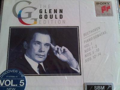 CD L.V. BEETHOVEN; GOULD - Beethoven: Piano Sonatas Vol. 1  SM3K52638 Sony Classical 1994 Europe Classical Used