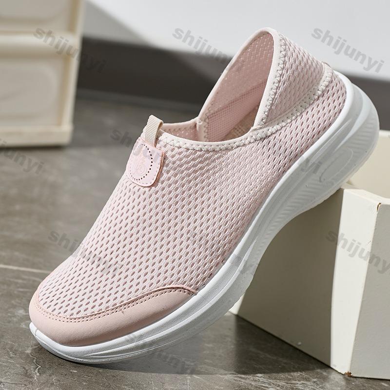 Fashion Couples Sports Shoes 2025 New Mesh Breathable Fly Weave Men's Sneakers Lightweight Comfortable Slip On Women's Casual Shoes