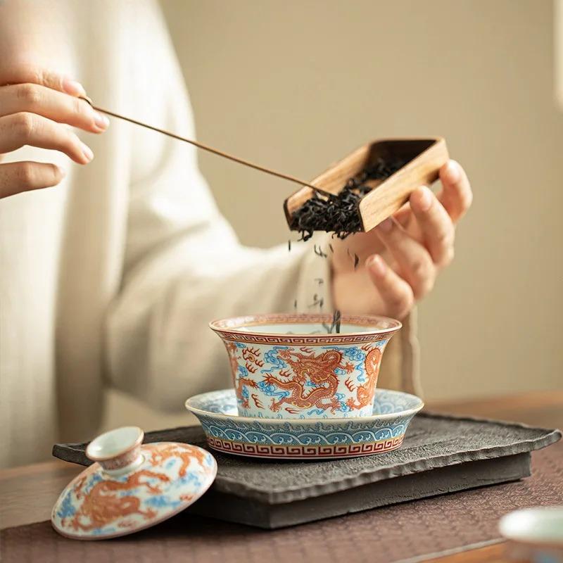 Handmade Jingdezhen Horseshoe Cover Bowl Alum Red Blue And White Teacup Chinese Dragon Tea Tureen Brewing Gaiwan Kung Fu Teaware