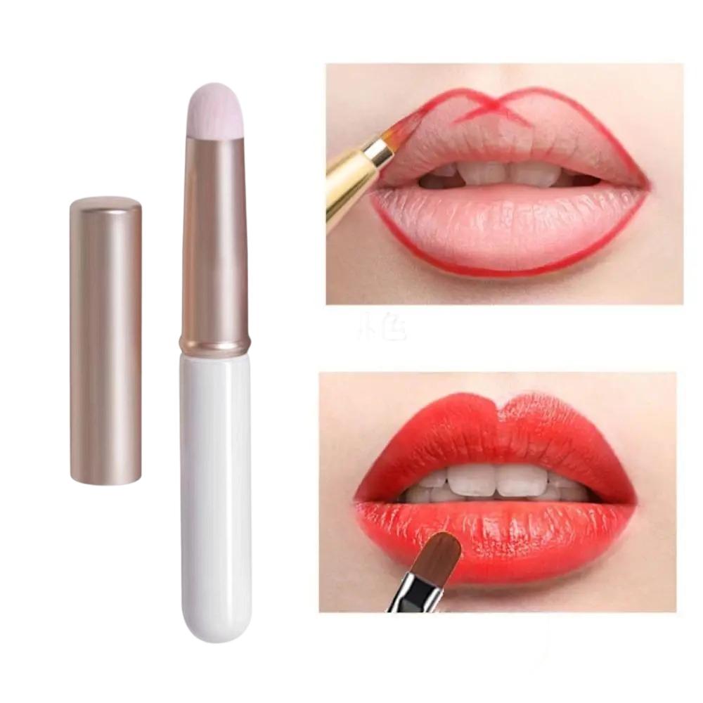 1pc Mini Round Tip Concealer Brush with Cover, Precision Portable for Blemishes & Lips, Multi-Use Face Brush, Synthetic Bristles