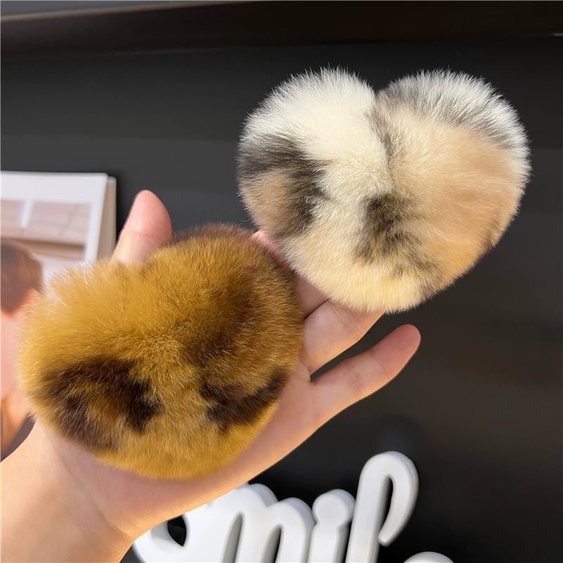 Love Hair Card  Cute Real Otter Rabbit Hair Little Peach Heart Hair Clip Headpiece Plush Ball Edge Clip Plush Hair Clip BB