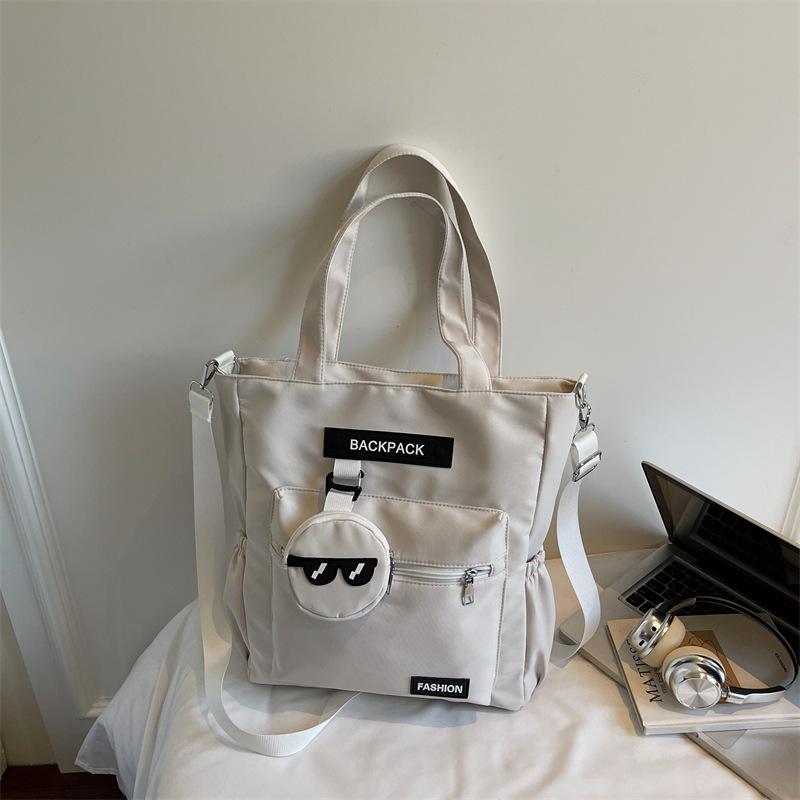 

Autumn college students commute to class, large-capacity tote bag, women s 2025 new trendy shoulder bag, fashionable messenger bag
