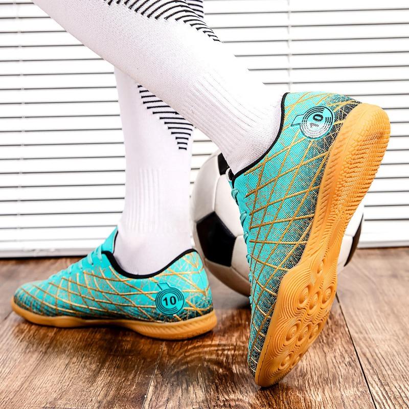 Low-top football shoes summer 2 new breathable non-slip professional sneakers large size broken nail football shoes