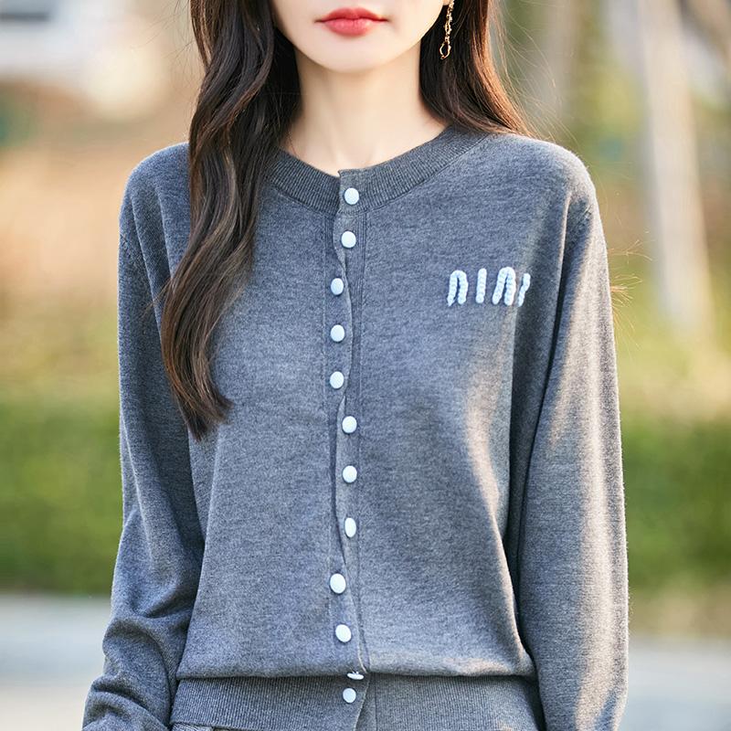 Women's Lightweight 50% Wool 50% Mulberry Silk Cardigan - 4-Season Versatile Knitwear for All-Year Comfort & Style